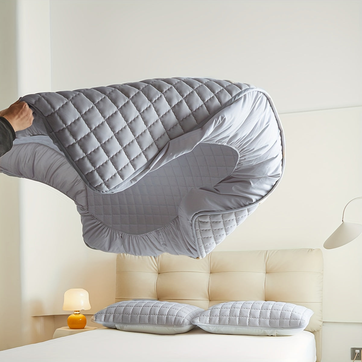 Loft & Aura™ Waterproof Thicken Mattress Protector
