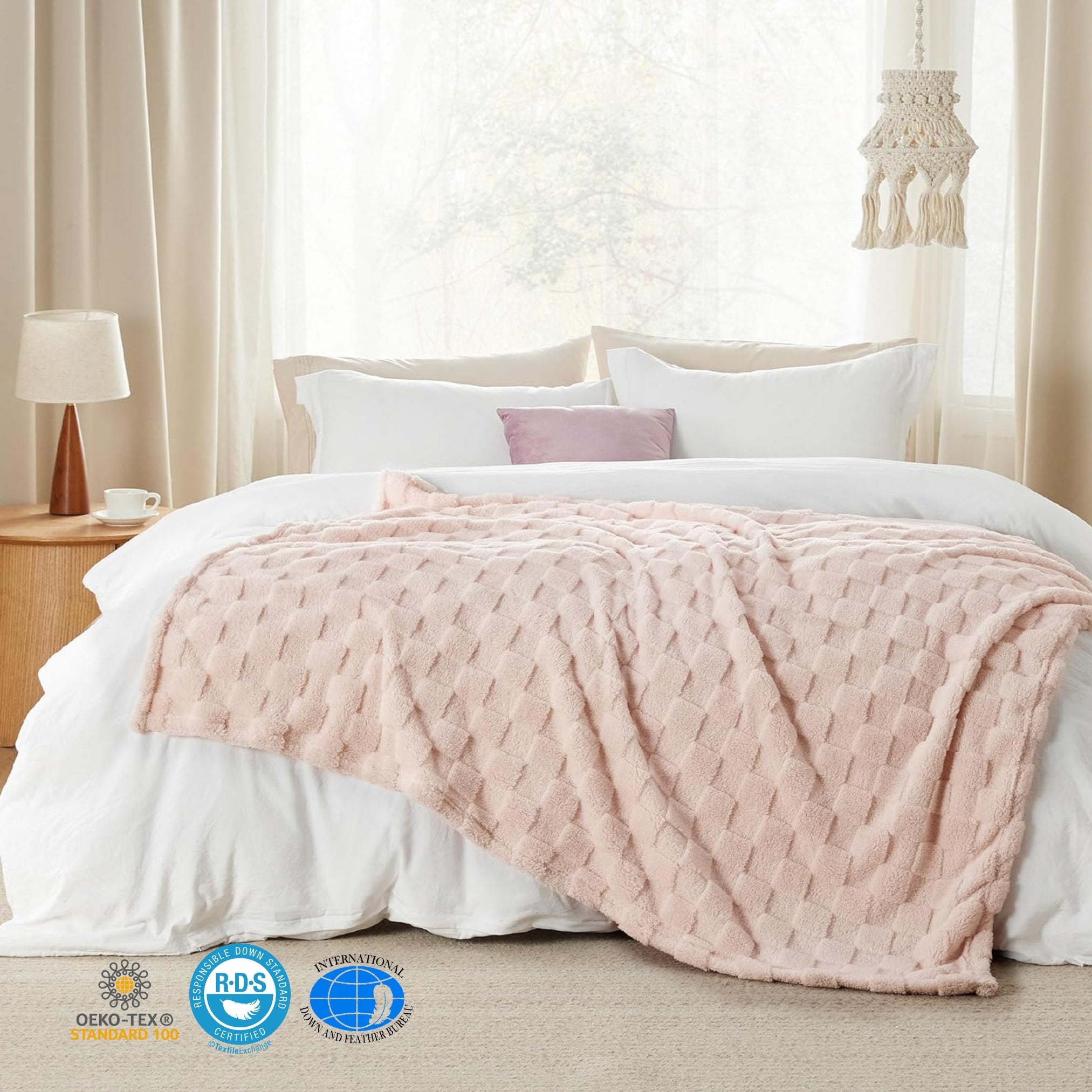 Loft & Aura™ Cozy Checkered Fleece Throw Blanket