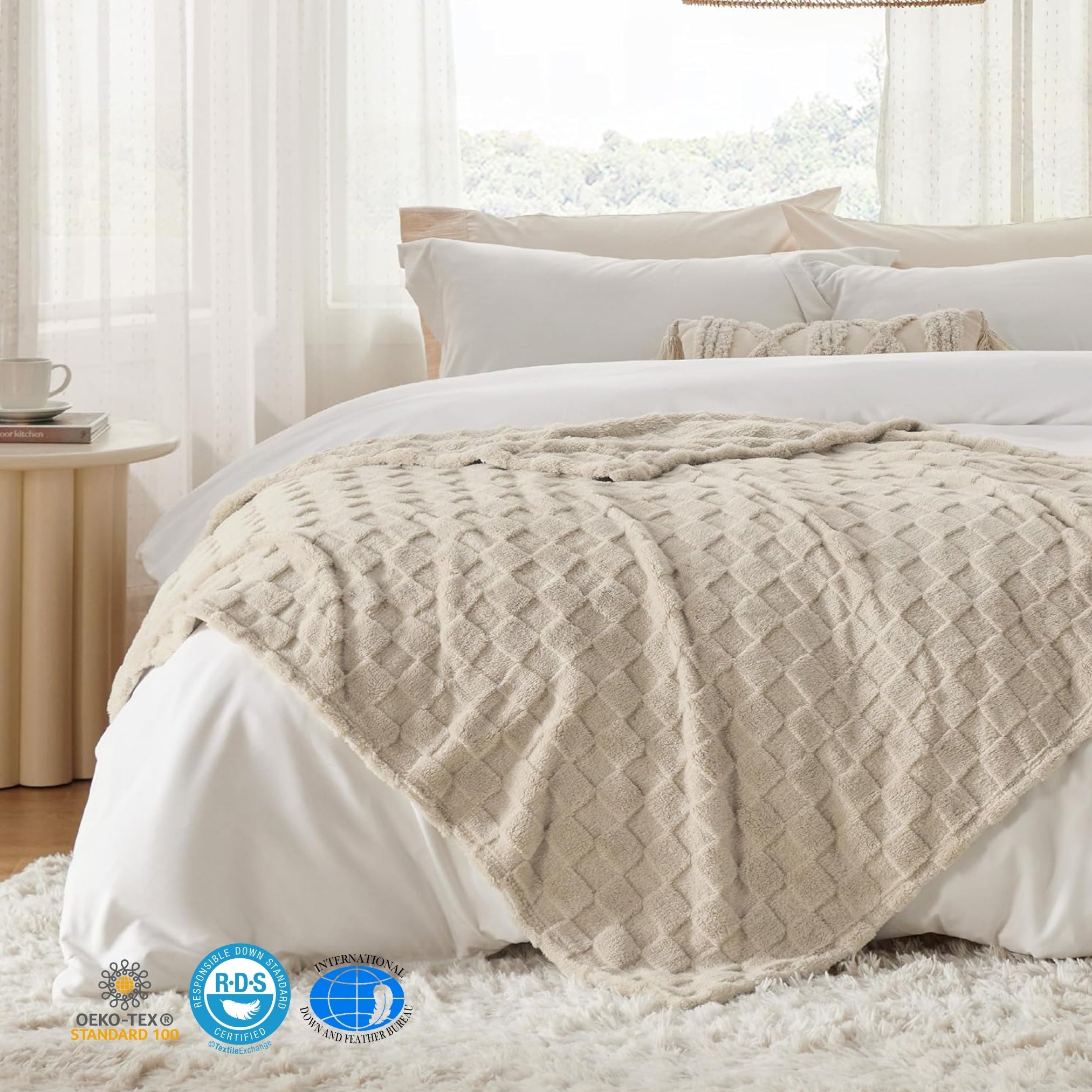 Loft & Aura™ Cozy Checkered Fleece Throw Blanket