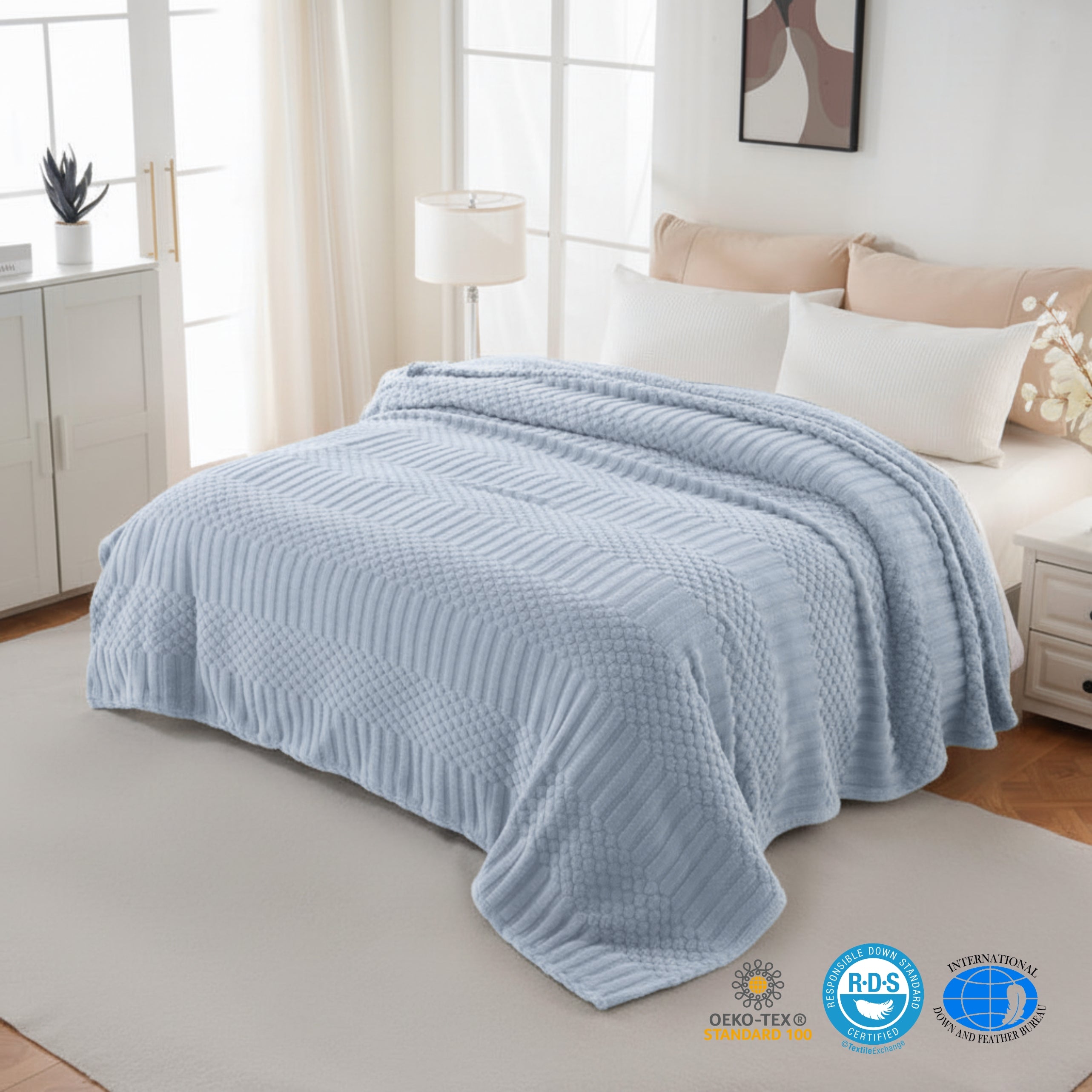 Loft & Aura™ Fleece Throw Blanket for Couch