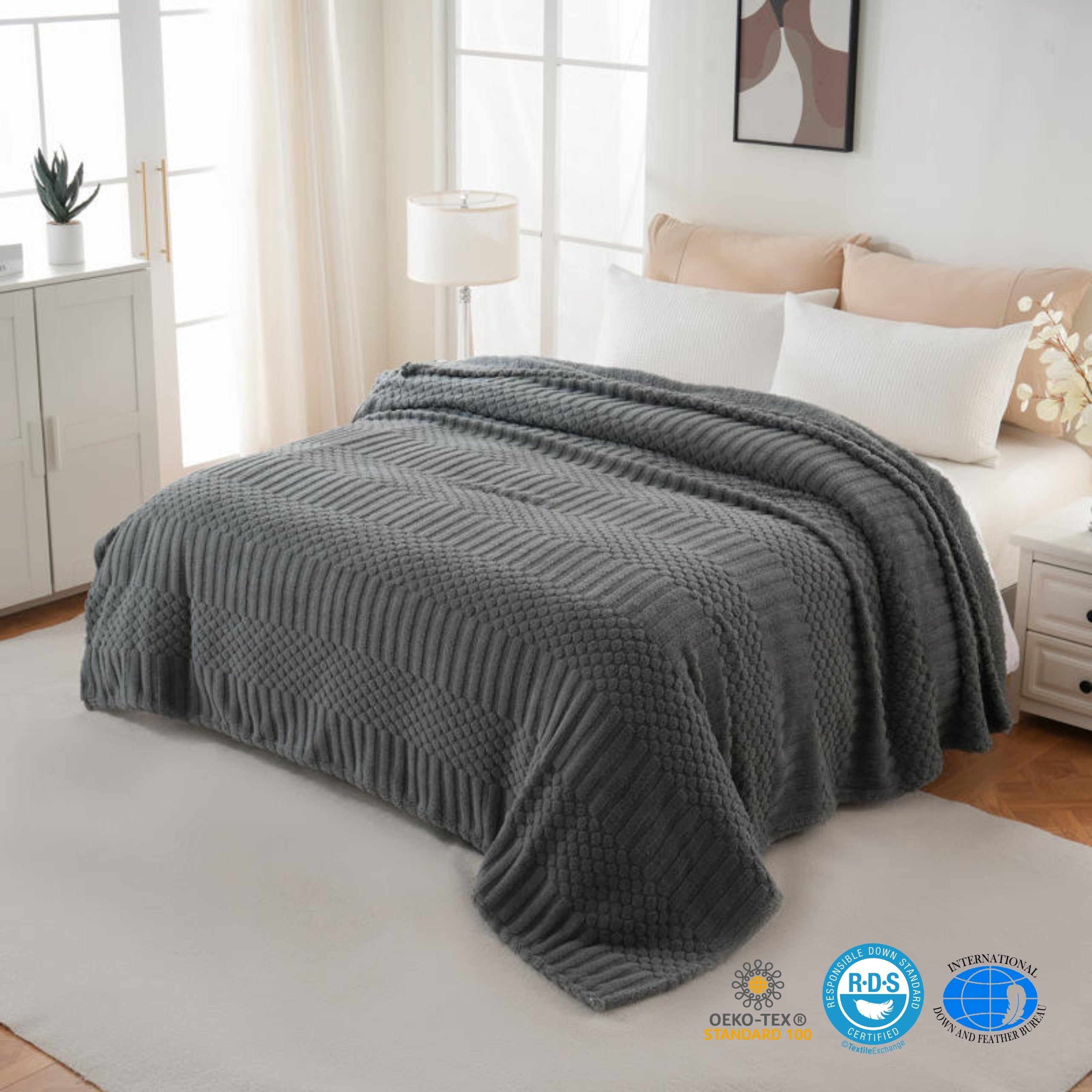 Loft & Aura™ Fleece Throw Blanket for Couch