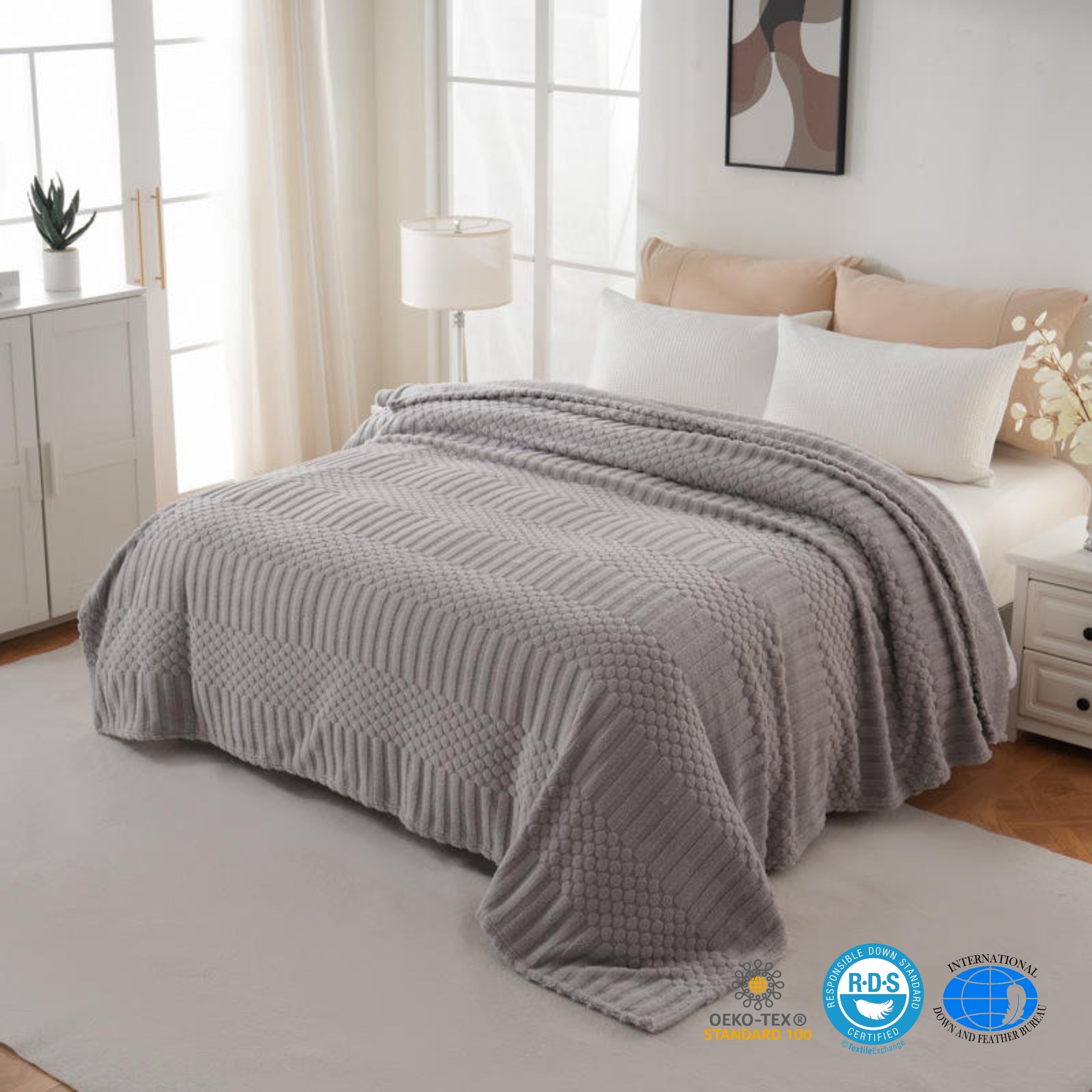 Loft & Aura™ Fleece Throw Blanket for Couch