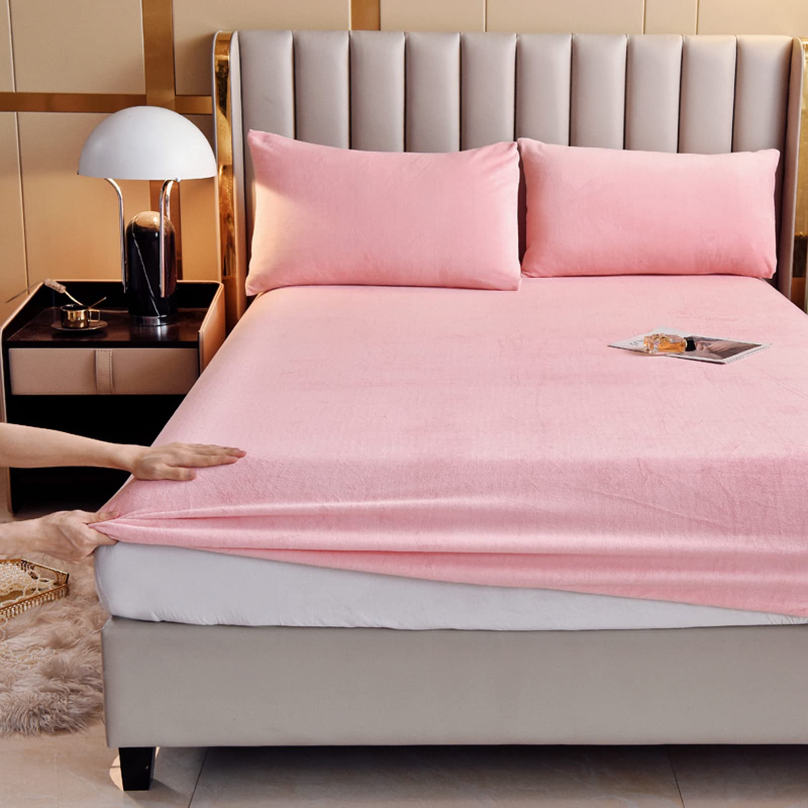 Loft & Aura™ Velvet Thermal Mattress Cover